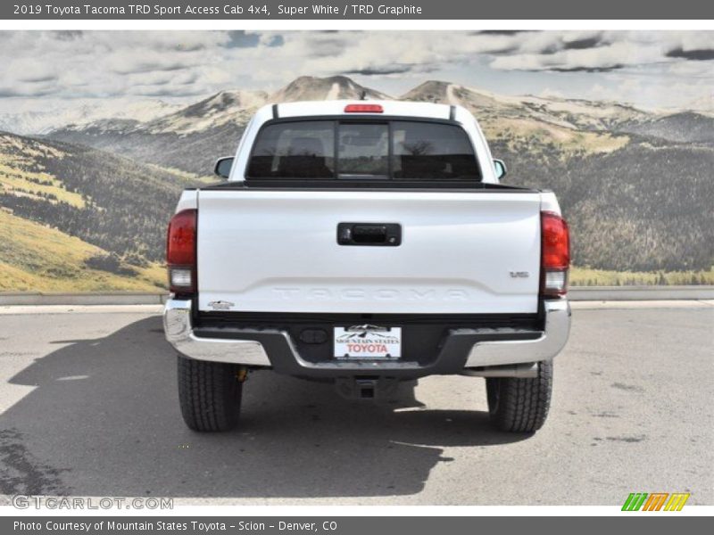Super White / TRD Graphite 2019 Toyota Tacoma TRD Sport Access Cab 4x4