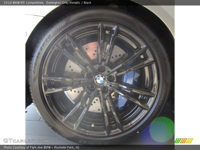 Donington Grey Metallic / Black 2019 BMW M5 Competition