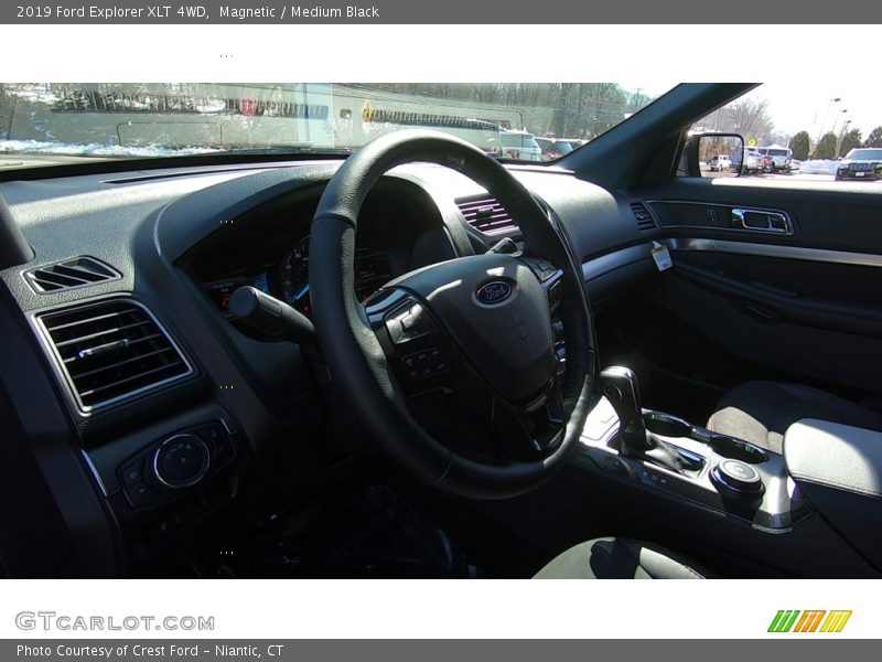 Magnetic / Medium Black 2019 Ford Explorer XLT 4WD