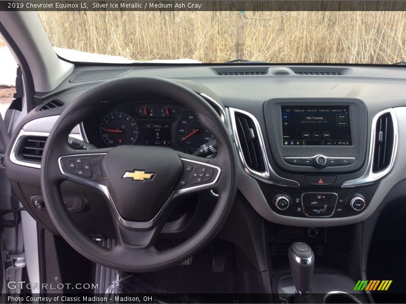 Silver Ice Metallic / Medium Ash Gray 2019 Chevrolet Equinox LS