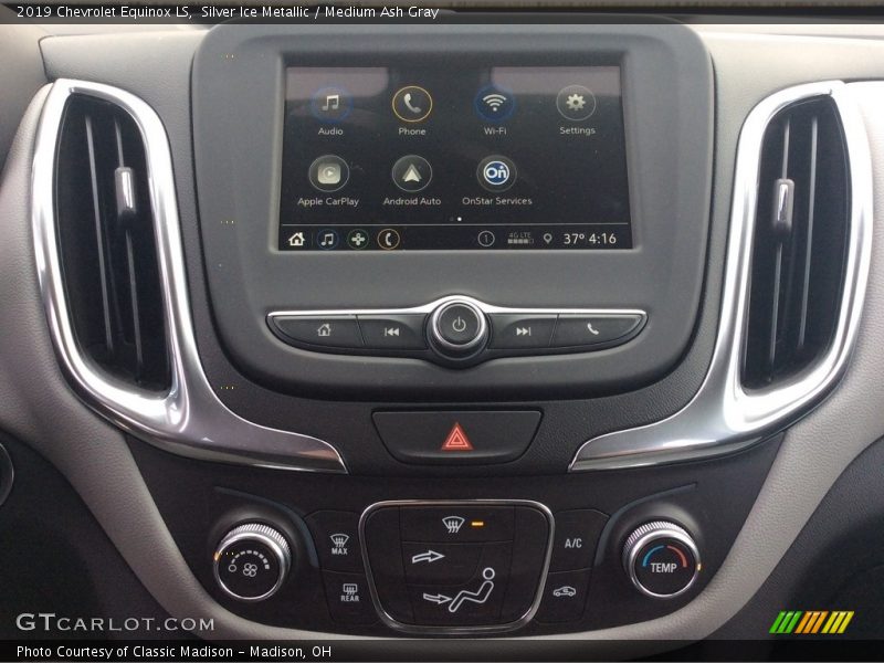 Silver Ice Metallic / Medium Ash Gray 2019 Chevrolet Equinox LS