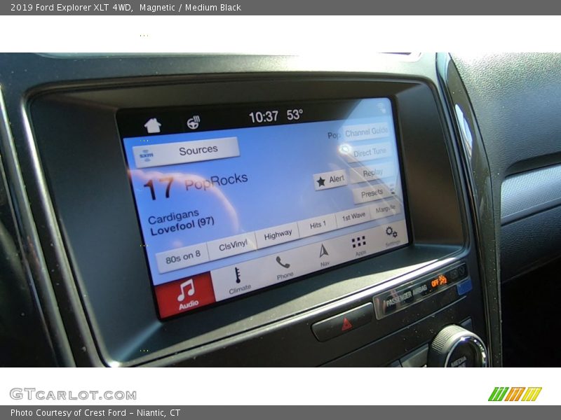 Magnetic / Medium Black 2019 Ford Explorer XLT 4WD
