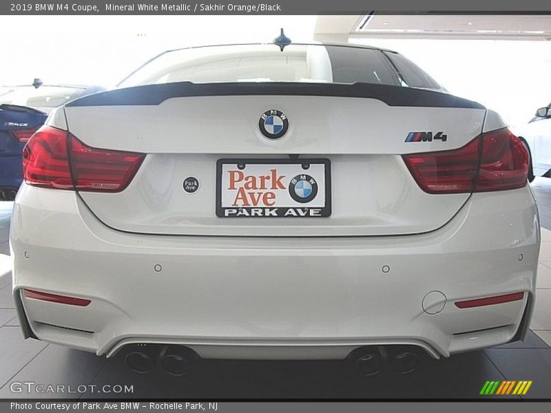 Mineral White Metallic / Sakhir Orange/Black 2019 BMW M4 Coupe