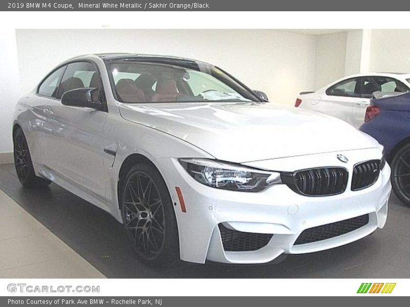 Mineral White Metallic / Sakhir Orange/Black 2019 BMW M4 Coupe