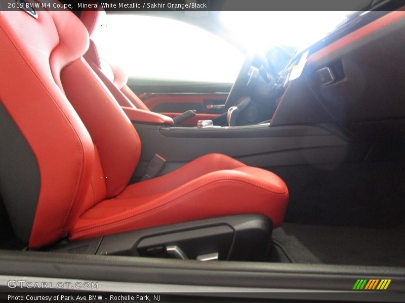Mineral White Metallic / Sakhir Orange/Black 2019 BMW M4 Coupe