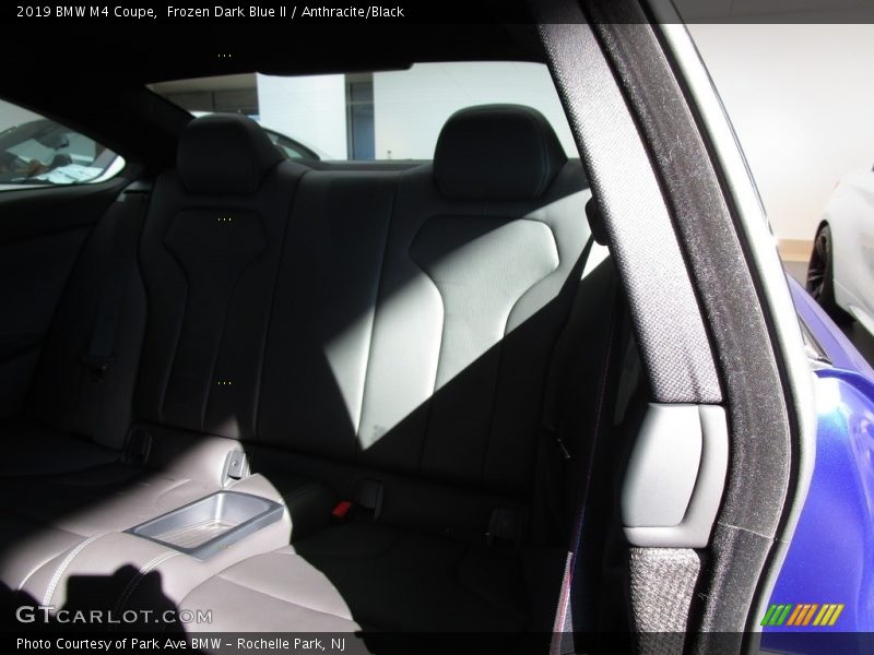 Frozen Dark Blue II / Anthracite/Black 2019 BMW M4 Coupe