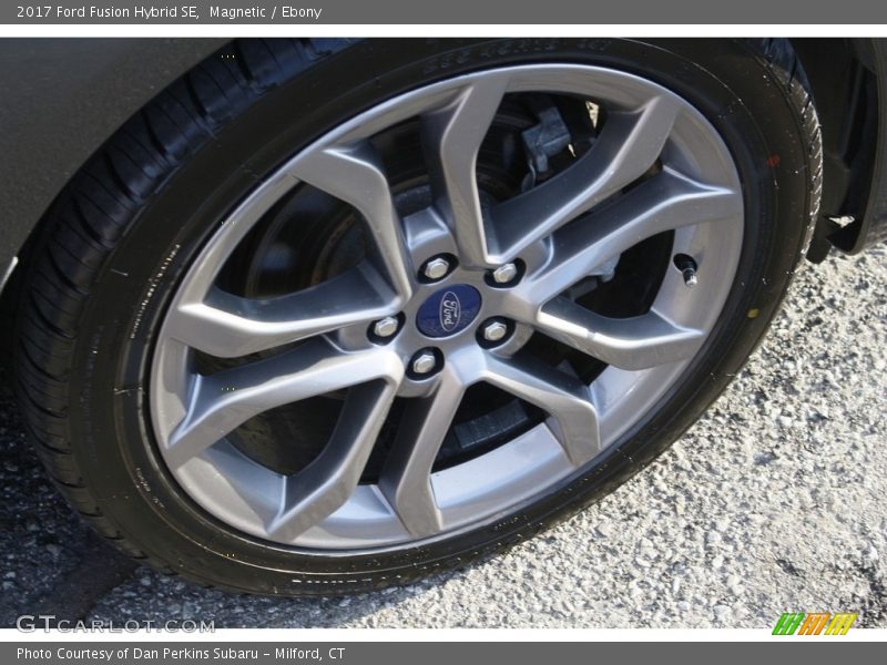 Magnetic / Ebony 2017 Ford Fusion Hybrid SE