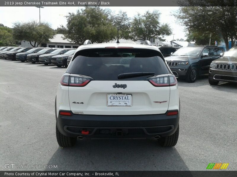 Pearl White / Black 2019 Jeep Cherokee Trailhawk Elite 4x4