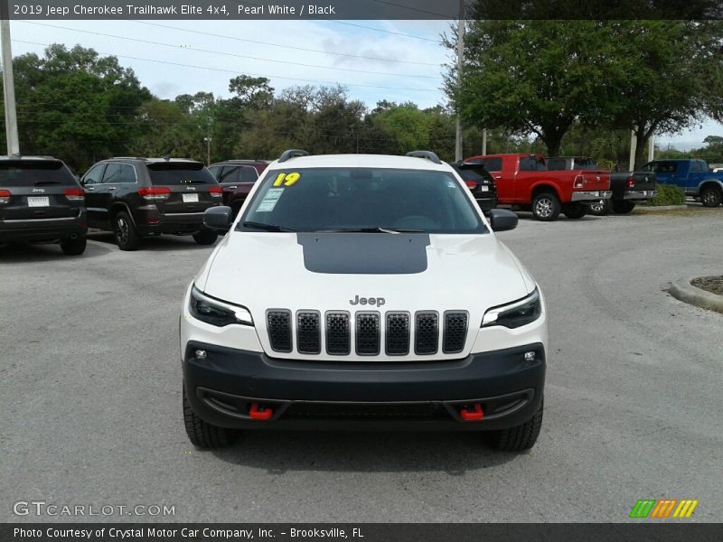 Pearl White / Black 2019 Jeep Cherokee Trailhawk Elite 4x4
