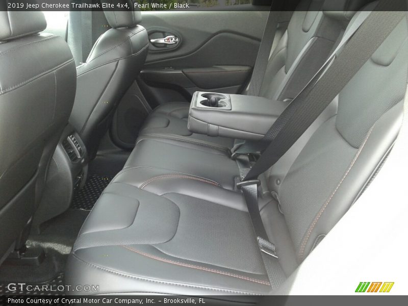 Pearl White / Black 2019 Jeep Cherokee Trailhawk Elite 4x4