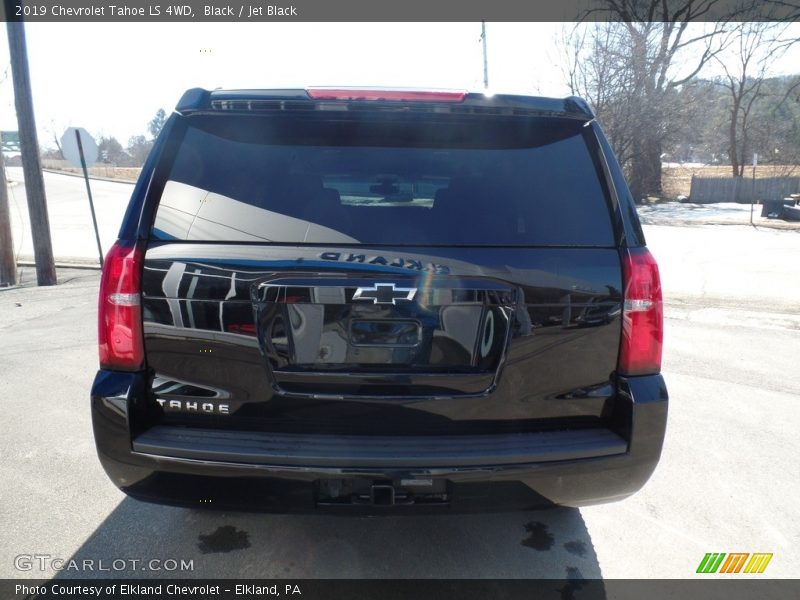 Black / Jet Black 2019 Chevrolet Tahoe LS 4WD