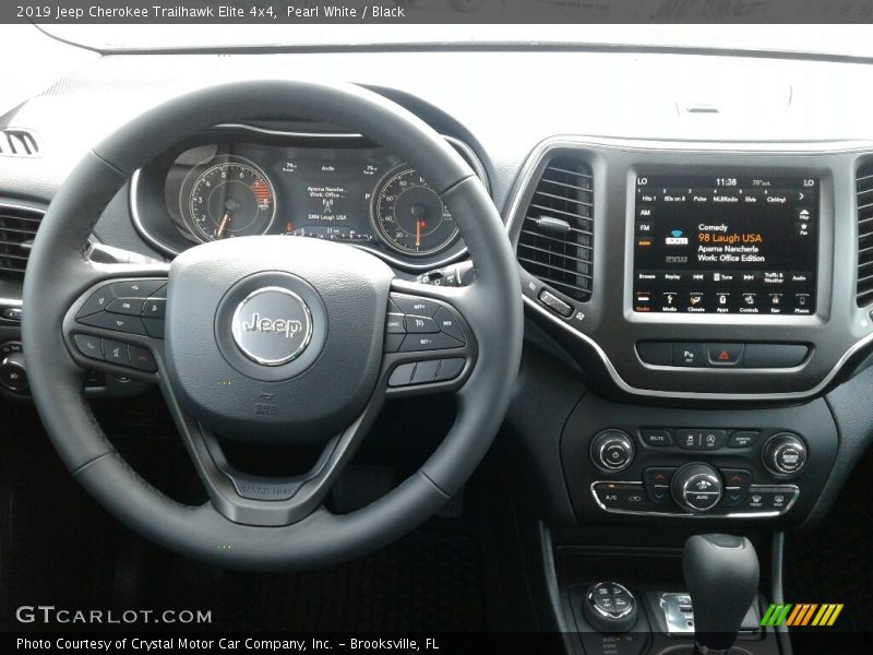 Pearl White / Black 2019 Jeep Cherokee Trailhawk Elite 4x4