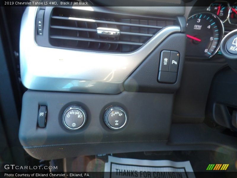 Black / Jet Black 2019 Chevrolet Tahoe LS 4WD