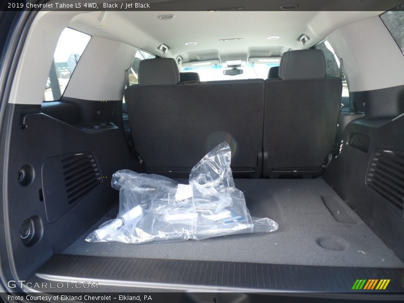 Black / Jet Black 2019 Chevrolet Tahoe LS 4WD