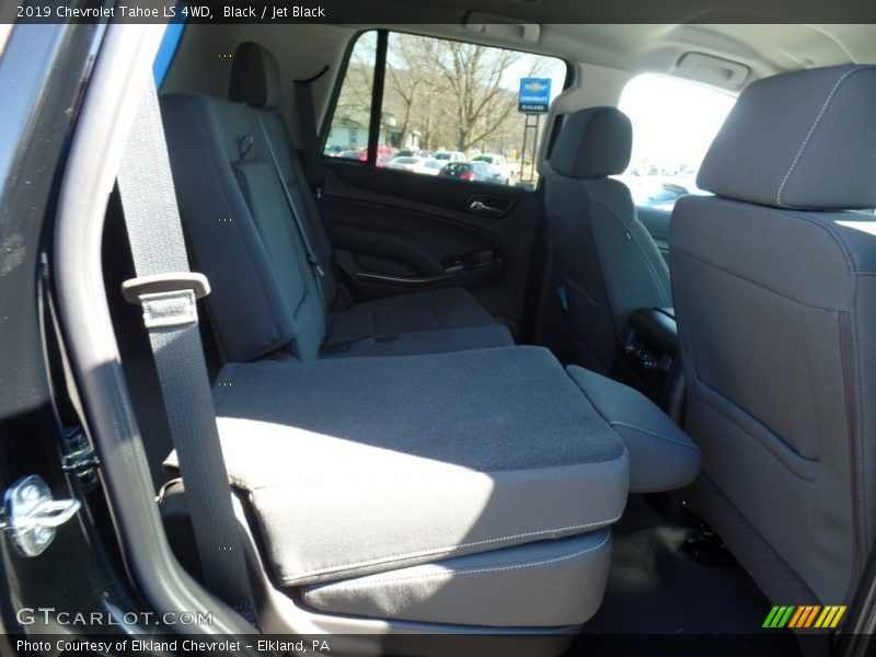 Black / Jet Black 2019 Chevrolet Tahoe LS 4WD