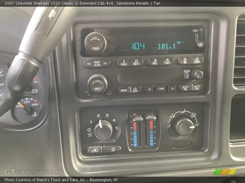 Sandstone Metallic / Tan 2007 Chevrolet Silverado 1500 Classic LS Extended Cab 4x4