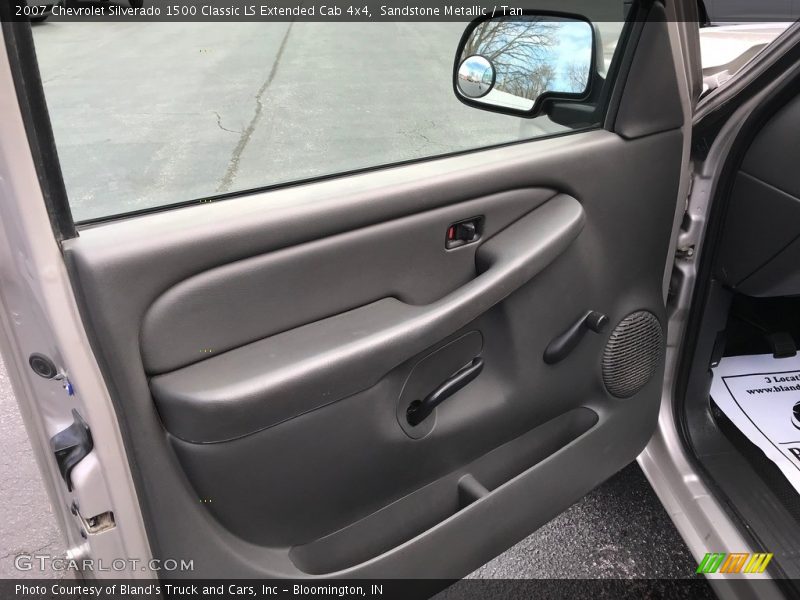 Sandstone Metallic / Tan 2007 Chevrolet Silverado 1500 Classic LS Extended Cab 4x4
