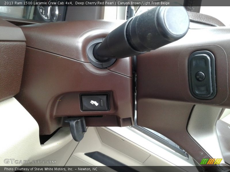 Deep Cherry Red Pearl / Canyon Brown/Light Frost Beige 2013 Ram 1500 Laramie Crew Cab 4x4