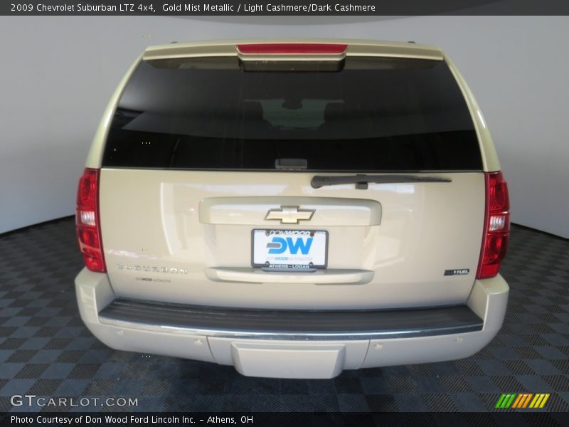 Gold Mist Metallic / Light Cashmere/Dark Cashmere 2009 Chevrolet Suburban LTZ 4x4