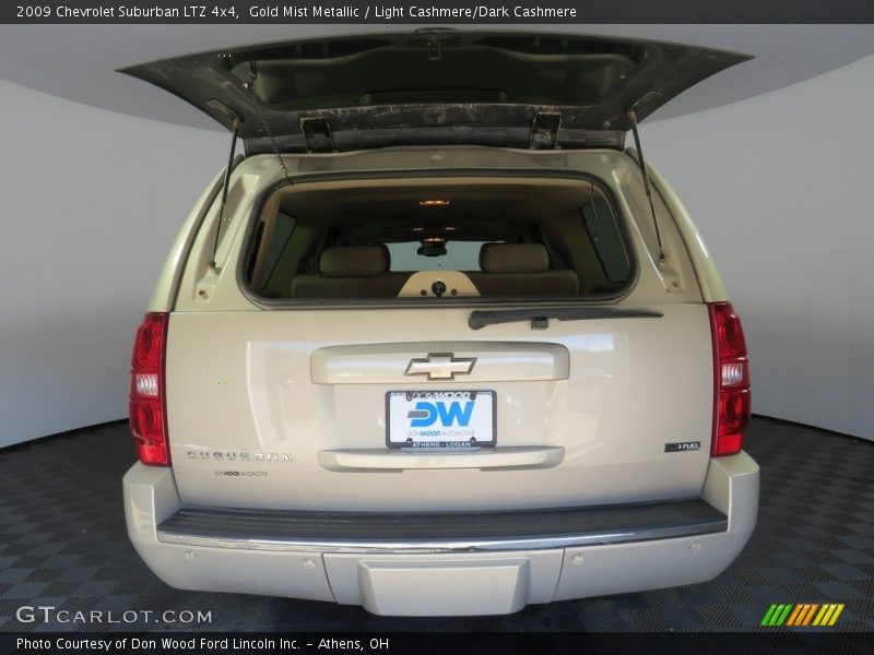 Gold Mist Metallic / Light Cashmere/Dark Cashmere 2009 Chevrolet Suburban LTZ 4x4