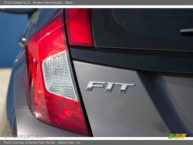 Modern Steel Metallic / Black 2019 Honda Fit LX