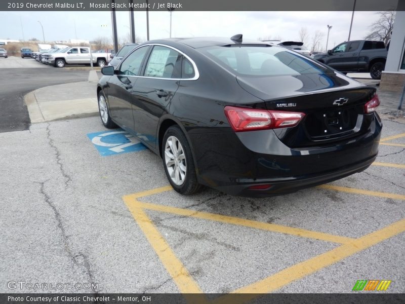 Mosaic Black Metallic / Jet Black 2019 Chevrolet Malibu LT