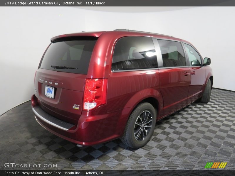 Octane Red Pearl / Black 2019 Dodge Grand Caravan GT