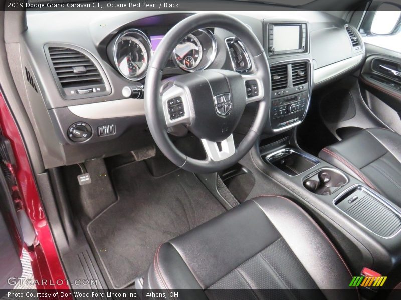 Octane Red Pearl / Black 2019 Dodge Grand Caravan GT