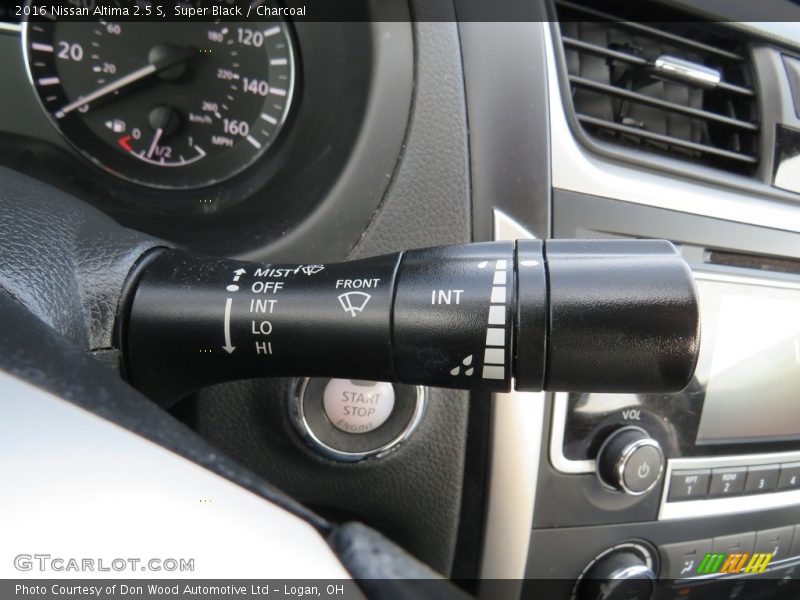 Super Black / Charcoal 2016 Nissan Altima 2.5 S