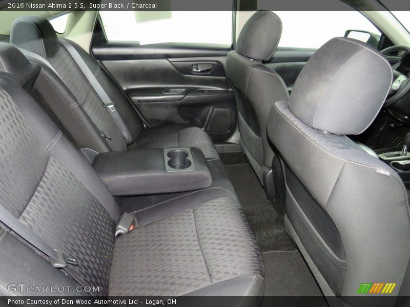 Super Black / Charcoal 2016 Nissan Altima 2.5 S