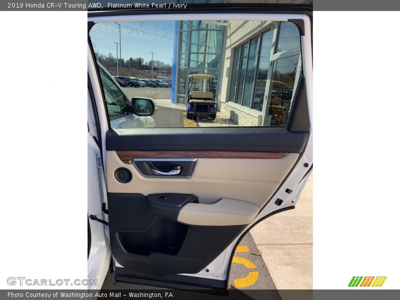 Platinum White Pearl / Ivory 2019 Honda CR-V Touring AWD