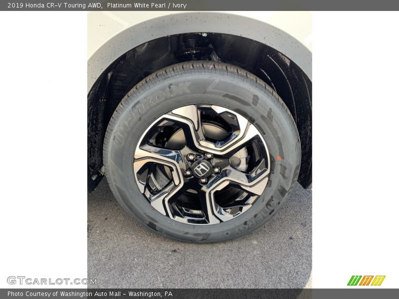 Platinum White Pearl / Ivory 2019 Honda CR-V Touring AWD