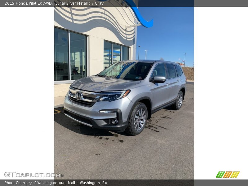 Lunar Silver Metallic / Gray 2019 Honda Pilot EX AWD