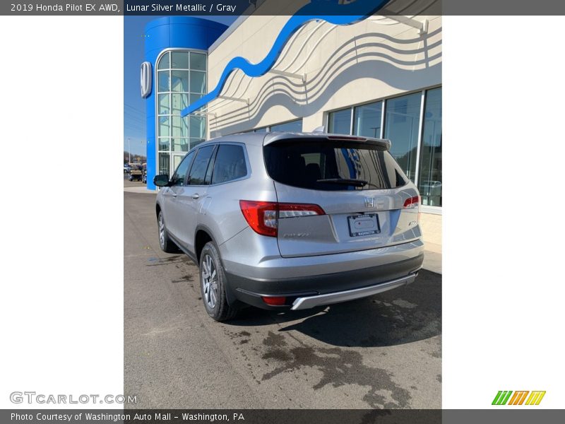 Lunar Silver Metallic / Gray 2019 Honda Pilot EX AWD