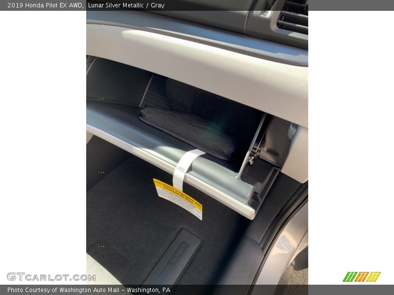 Lunar Silver Metallic / Gray 2019 Honda Pilot EX AWD