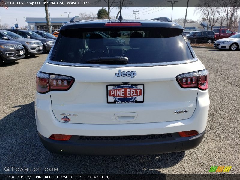 White / Black 2019 Jeep Compass Latitude 4x4