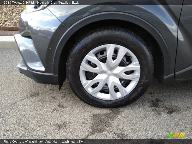 Magnetic Gray Metallic / Black 2019 Toyota C-HR LE