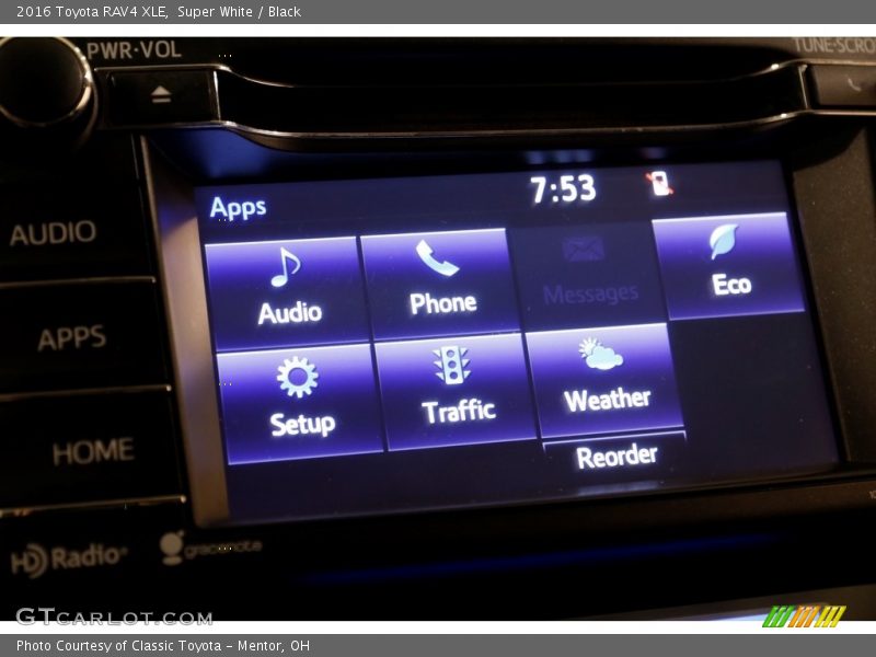 Super White / Black 2016 Toyota RAV4 XLE