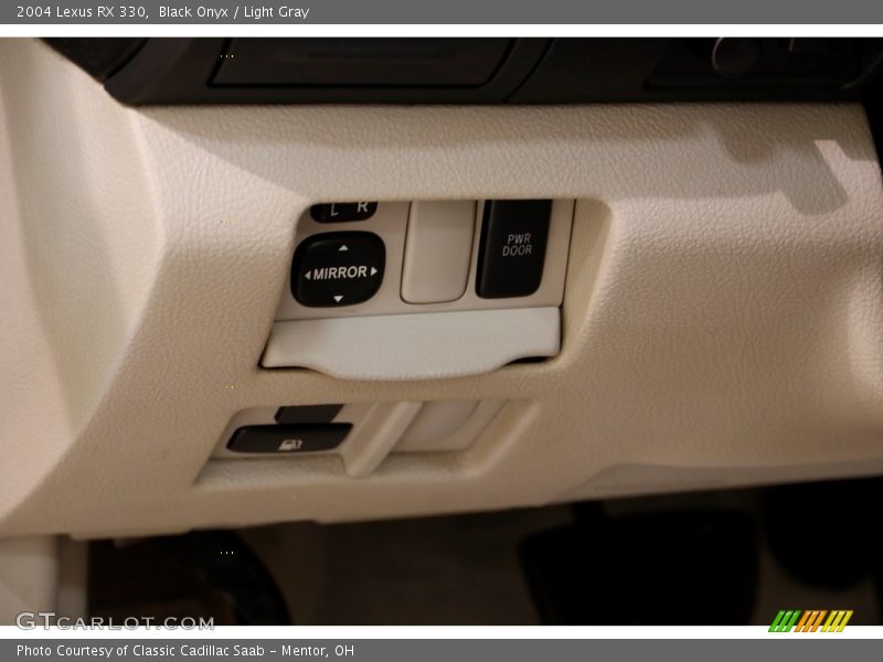 Black Onyx / Light Gray 2004 Lexus RX 330