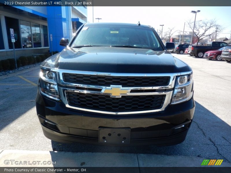 Black / Jet Black 2019 Chevrolet Suburban LT 4WD