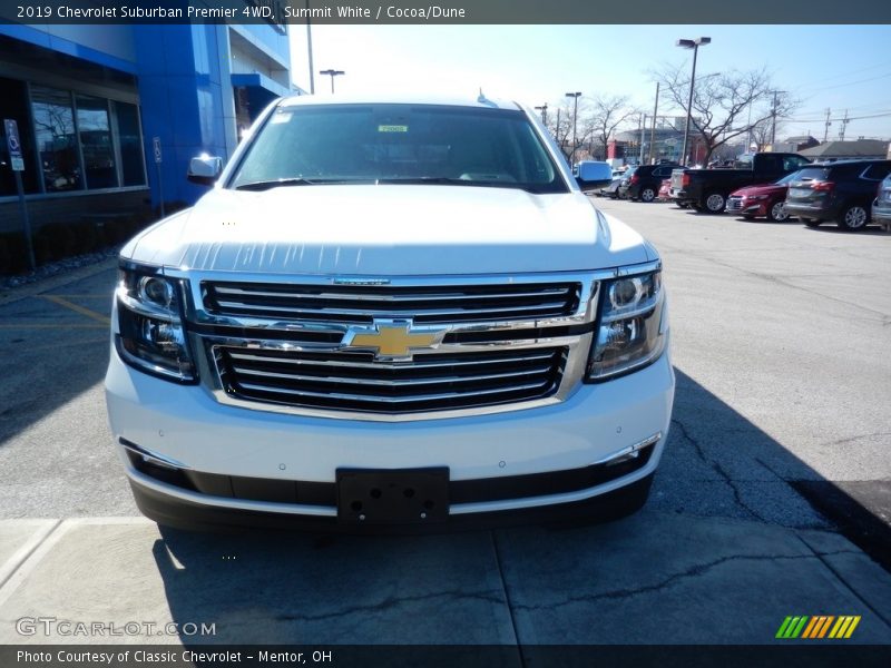 Summit White / Cocoa/Dune 2019 Chevrolet Suburban Premier 4WD