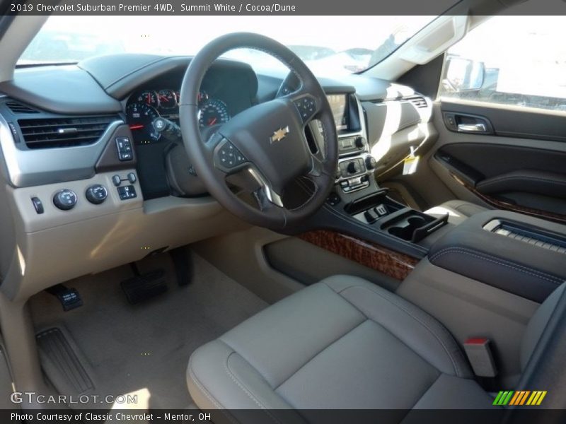 Summit White / Cocoa/Dune 2019 Chevrolet Suburban Premier 4WD