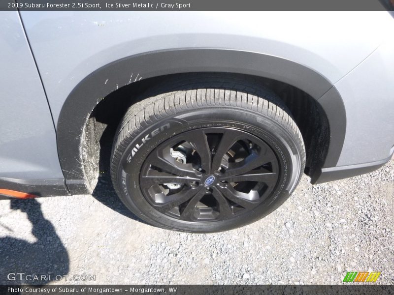 Ice Silver Metallic / Gray Sport 2019 Subaru Forester 2.5i Sport