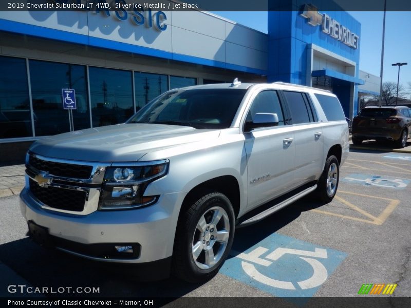 Silver Ice Metallic / Jet Black 2019 Chevrolet Suburban LT 4WD