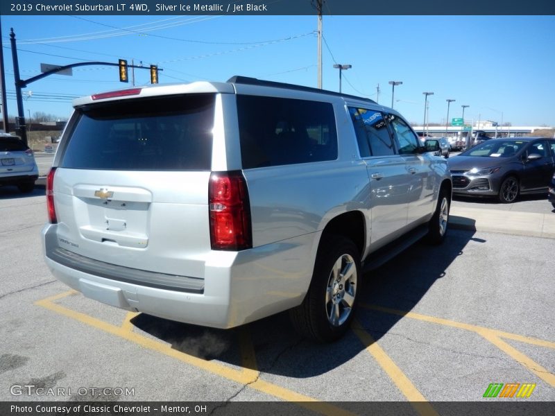 Silver Ice Metallic / Jet Black 2019 Chevrolet Suburban LT 4WD