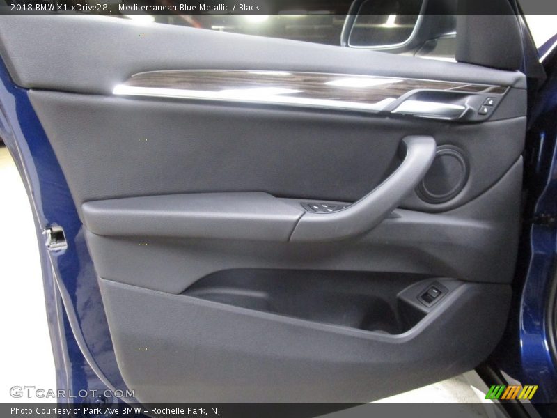 Mediterranean Blue Metallic / Black 2018 BMW X1 xDrive28i