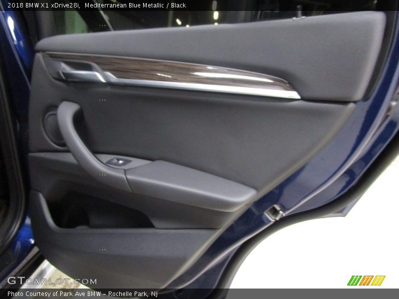 Mediterranean Blue Metallic / Black 2018 BMW X1 xDrive28i