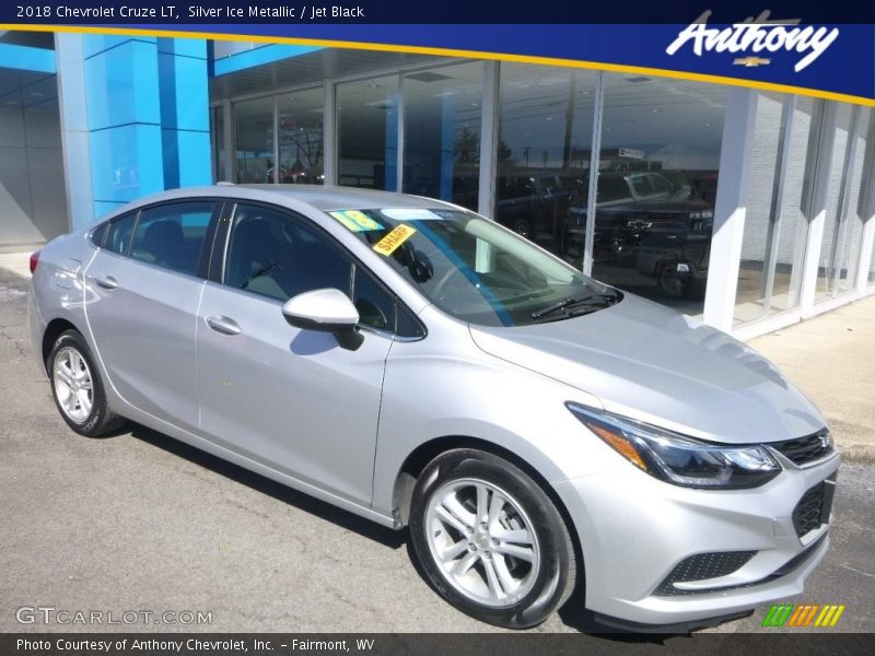 Silver Ice Metallic / Jet Black 2018 Chevrolet Cruze LT