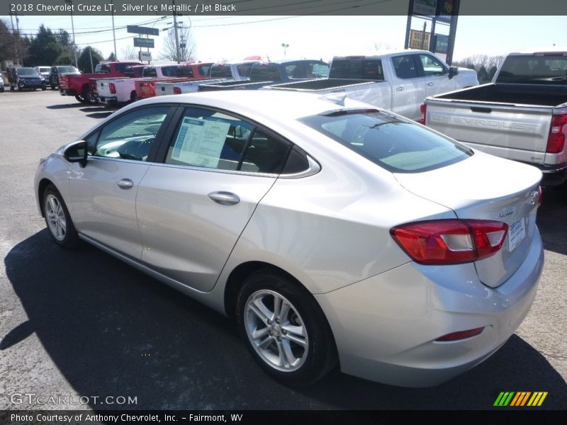 Silver Ice Metallic / Jet Black 2018 Chevrolet Cruze LT