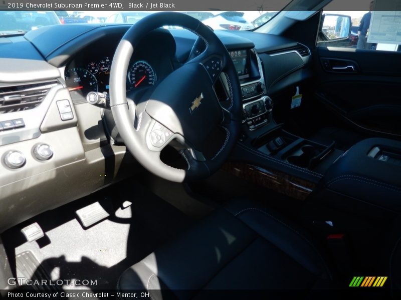 Black / Jet Black 2019 Chevrolet Suburban Premier 4WD